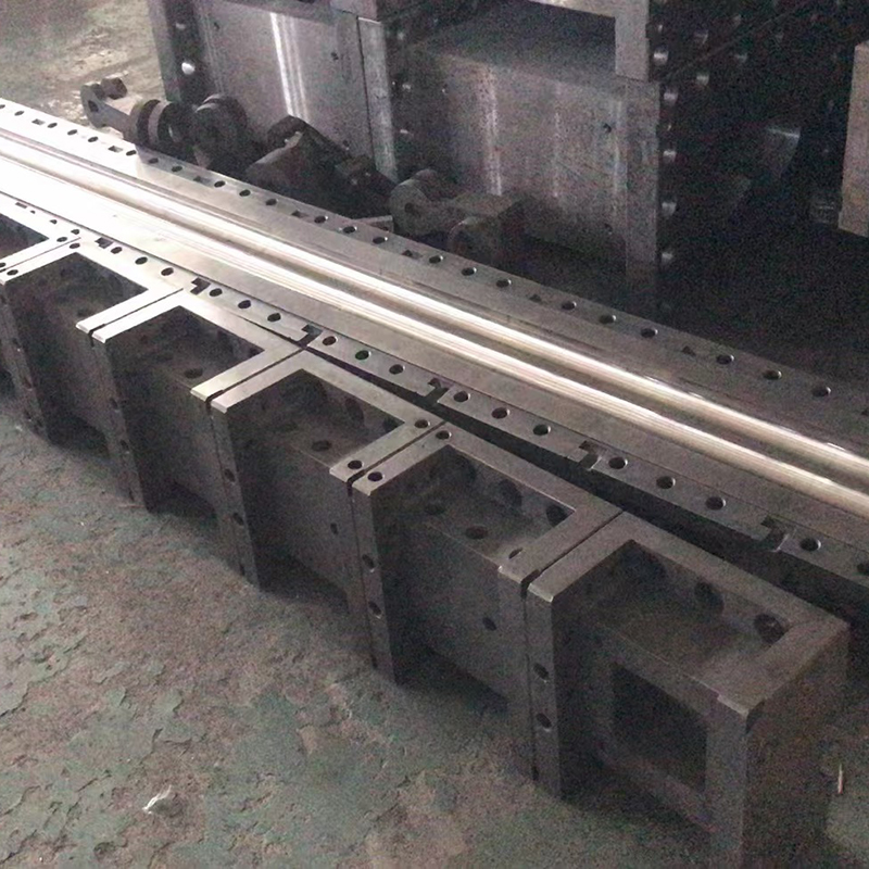 Split Twin-screw